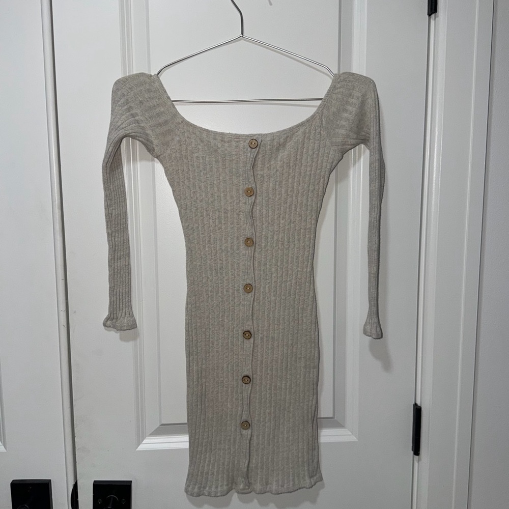 Windsor Ribbed Off Shoulder Dress Small